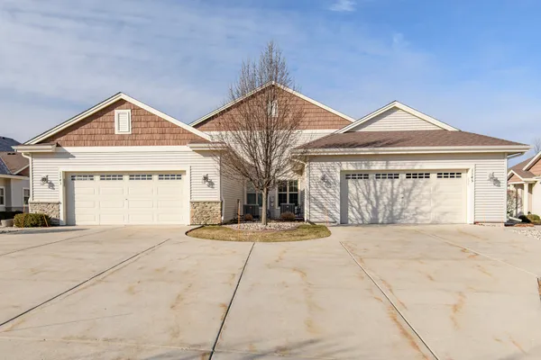 $465,000 | 1145 Black Bear Drive, Mukwonago, WI 53149