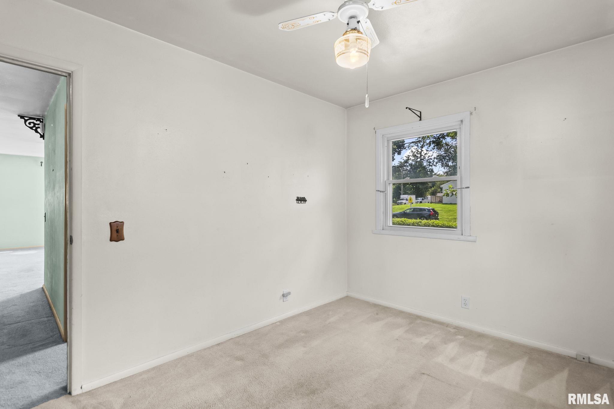 1008 North Bruns Lane Springfield, IL 62702 - Photo 21 of 29 Gallery Image 21
