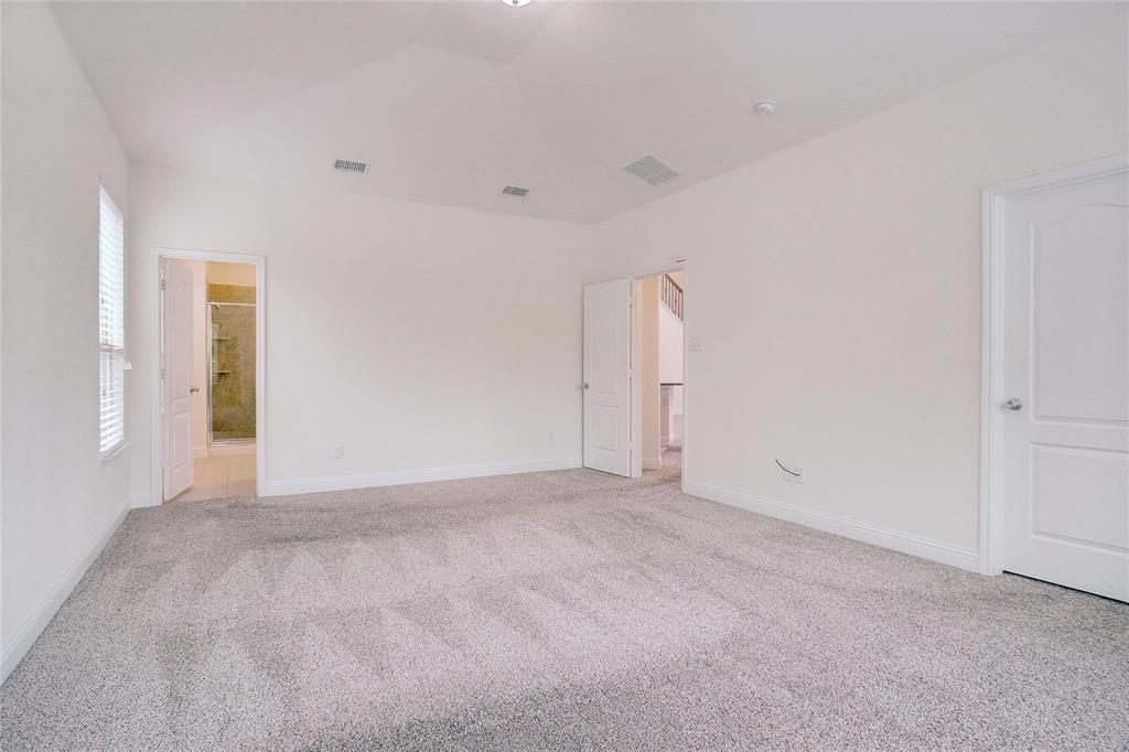 8721 Maple Ridge Trail Fort Worth, TX 76244 - Photo 11 of 25