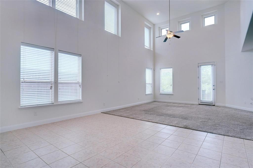 8721 Maple Ridge Trail Fort Worth, TX 76244 - Photo 4 of 25