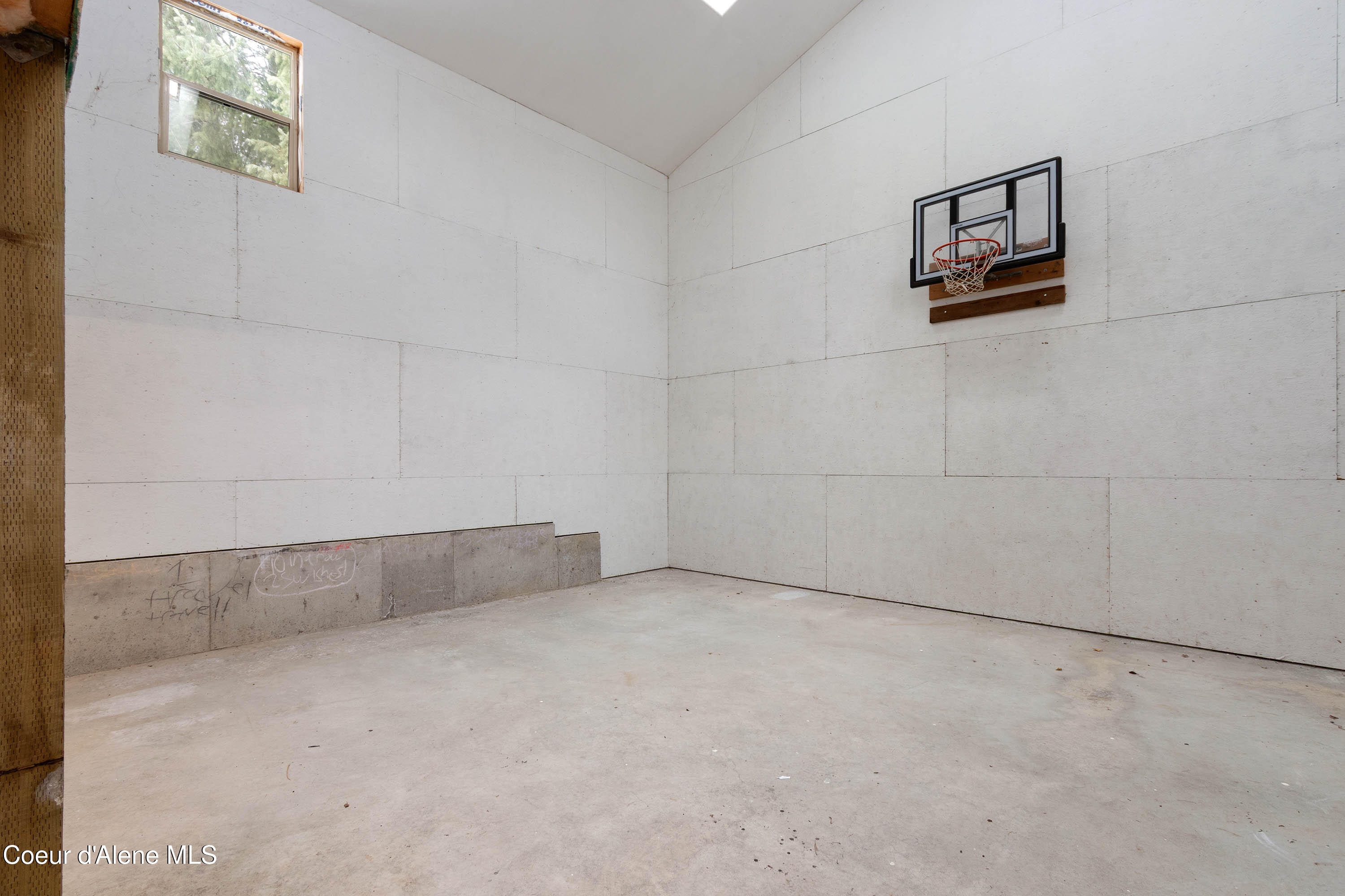 1657 East Dufort Road Sagle, ID 83860 - Photo 22 of 37 bb court