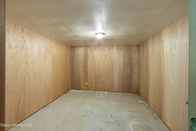 $1,100,000 | 1657 East Dufort Road, Sagle, ID 83860