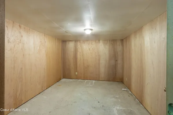 $1,100,000 | 1657 East Dufort Road, Sagle, ID 83860