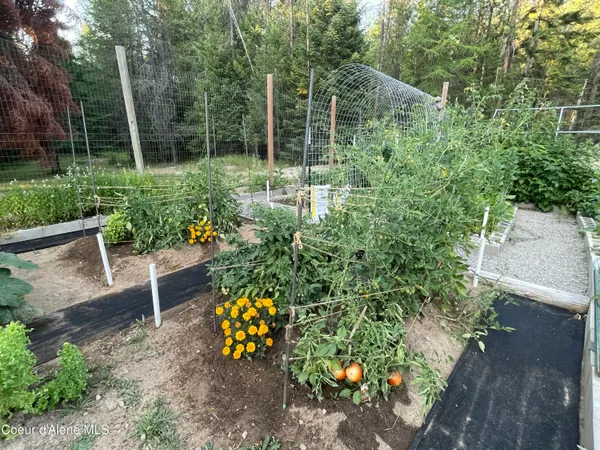 $1,100,000 | 1657 East Dufort Road, Sagle, ID 83860