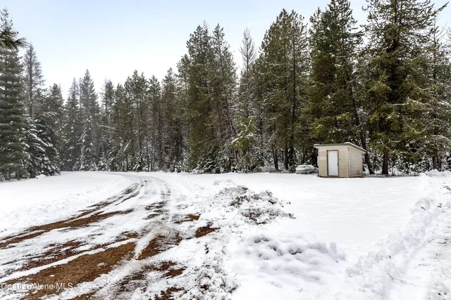 $1,100,000 | 1657 East Dufort Road, Sagle, ID 83860