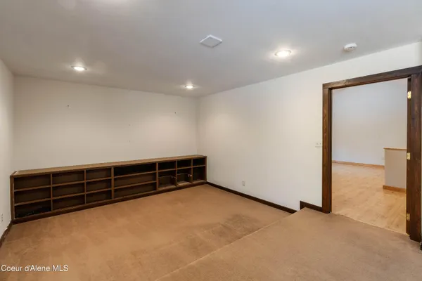 $1,100,000 | 1657 East Dufort Road, Sagle, ID 83860