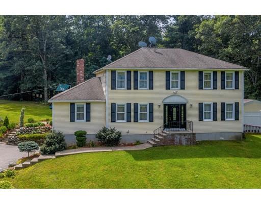 20 Robin Road Norfolk, MA 02056 - Photo 1 of 27 Gallery Image 1
