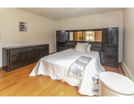 20 Robin Road Norfolk, MA 02056 - Photo 15 of 27 Gallery Image 15