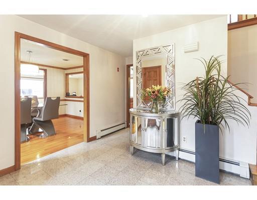 20 Robin Road Norfolk, MA 02056 - Photo 4 of 27 Gallery Image 4