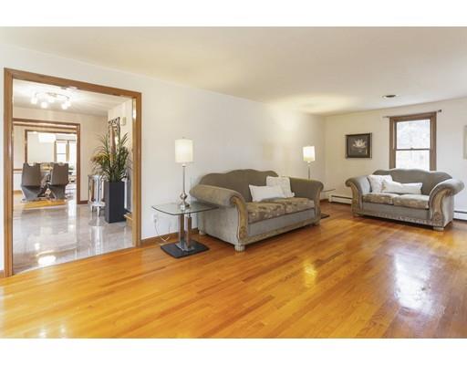 20 Robin Road Norfolk, MA 02056 - Photo 6 of 27 Gallery Image 6
