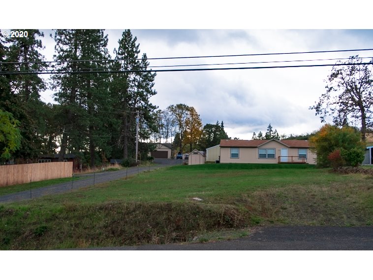 145 Northwest Loop Road White Salmon, WA 98672 - Photo 1 of 5 Gallery Image 1