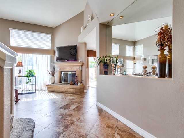 1874 Key Largo Road Vista, CA 92081 - Photo 4 of 25