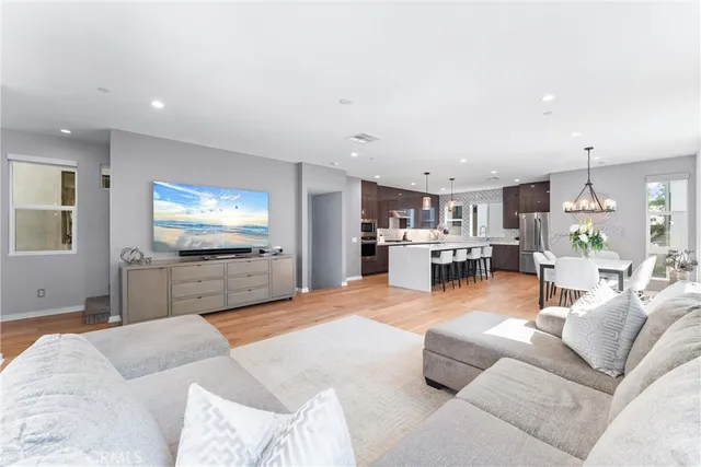 $1,895,000 | 628 Cardiff Reef, Costa Mesa, CA 92627