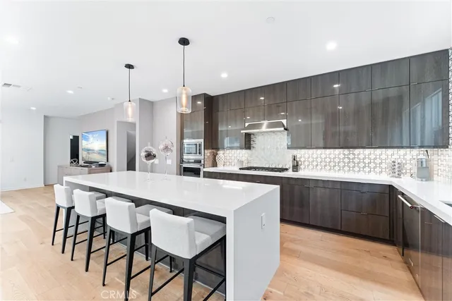 $1,895,000 | 628 Cardiff Reef, Costa Mesa, CA 92627