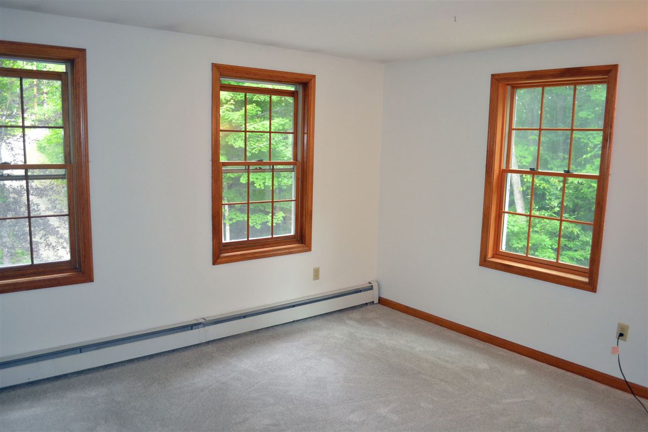 20 Range Road Deerfield, NH 03037 - Photo 16 of 35