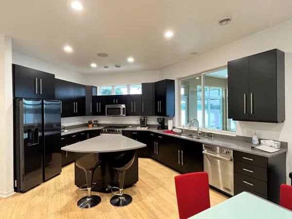 $1,050,000 | 553 Lake Street North, Sauk Centre, MN 56378