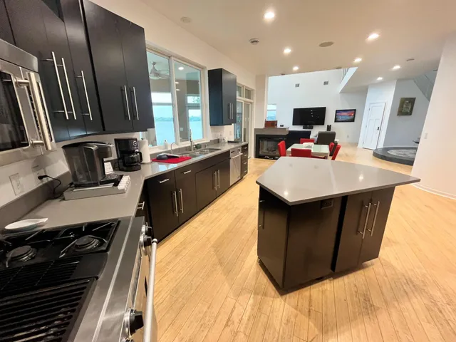 $1,050,000 | 553 Lake Street North, Sauk Centre, MN 56378