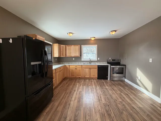 $650,000 | 299 Sunset Lake Road, Brattleboro, VT 05301