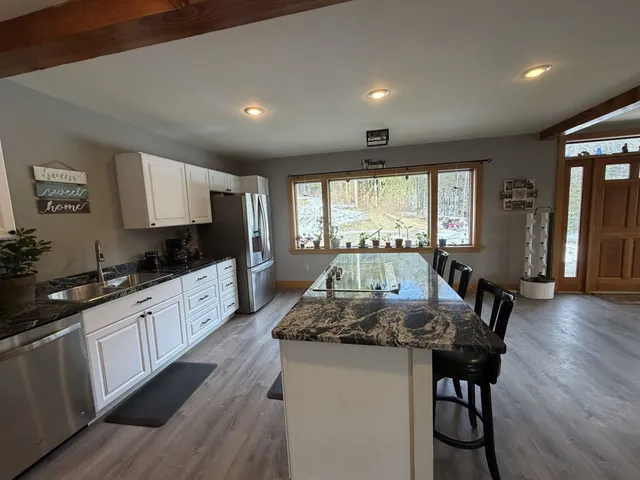 $650,000 | 299 Sunset Lake Road, Brattleboro, VT 05301