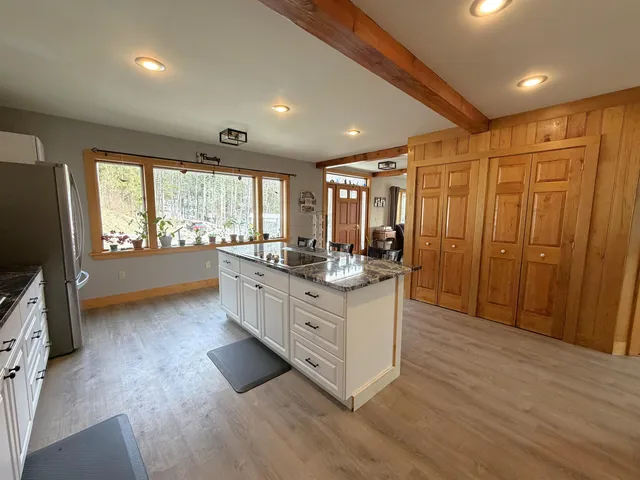 $650,000 | 299 Sunset Lake Road, Brattleboro, VT 05301