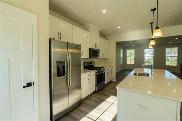 $2,650 | 124 Rivulet Place, Zelienople, PA 16063