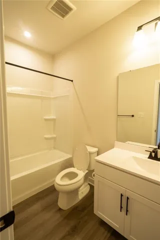 $2,650 | 124 Rivulet Place, Zelienople, PA 16063