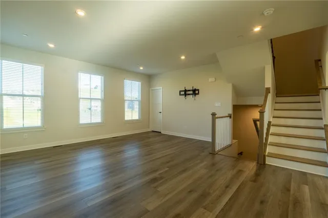 $2,650 | 124 Rivulet Place, Zelienople, PA 16063