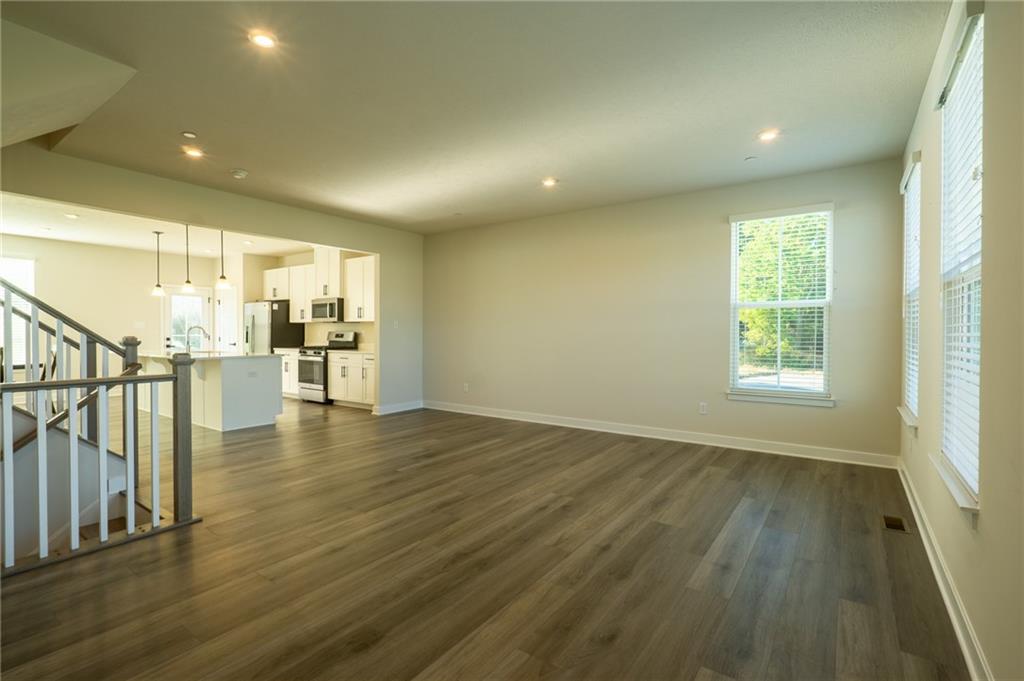 124 Rivulet Place Zelienople, PA 16063 - Photo 5 of 31