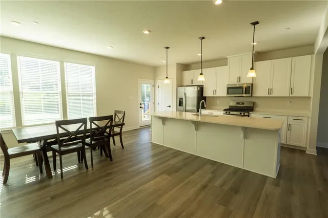 $2,650 | 124 Rivulet Place, Zelienople, PA 16063