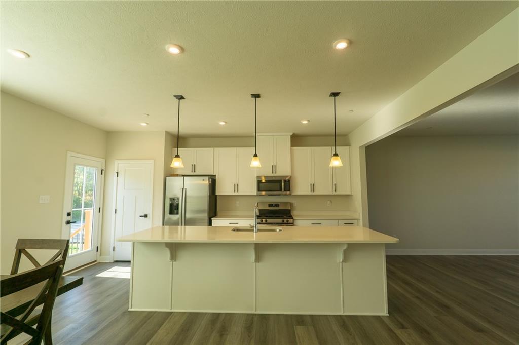 124 Rivulet Place Zelienople, PA 16063 - Photo 9 of 31