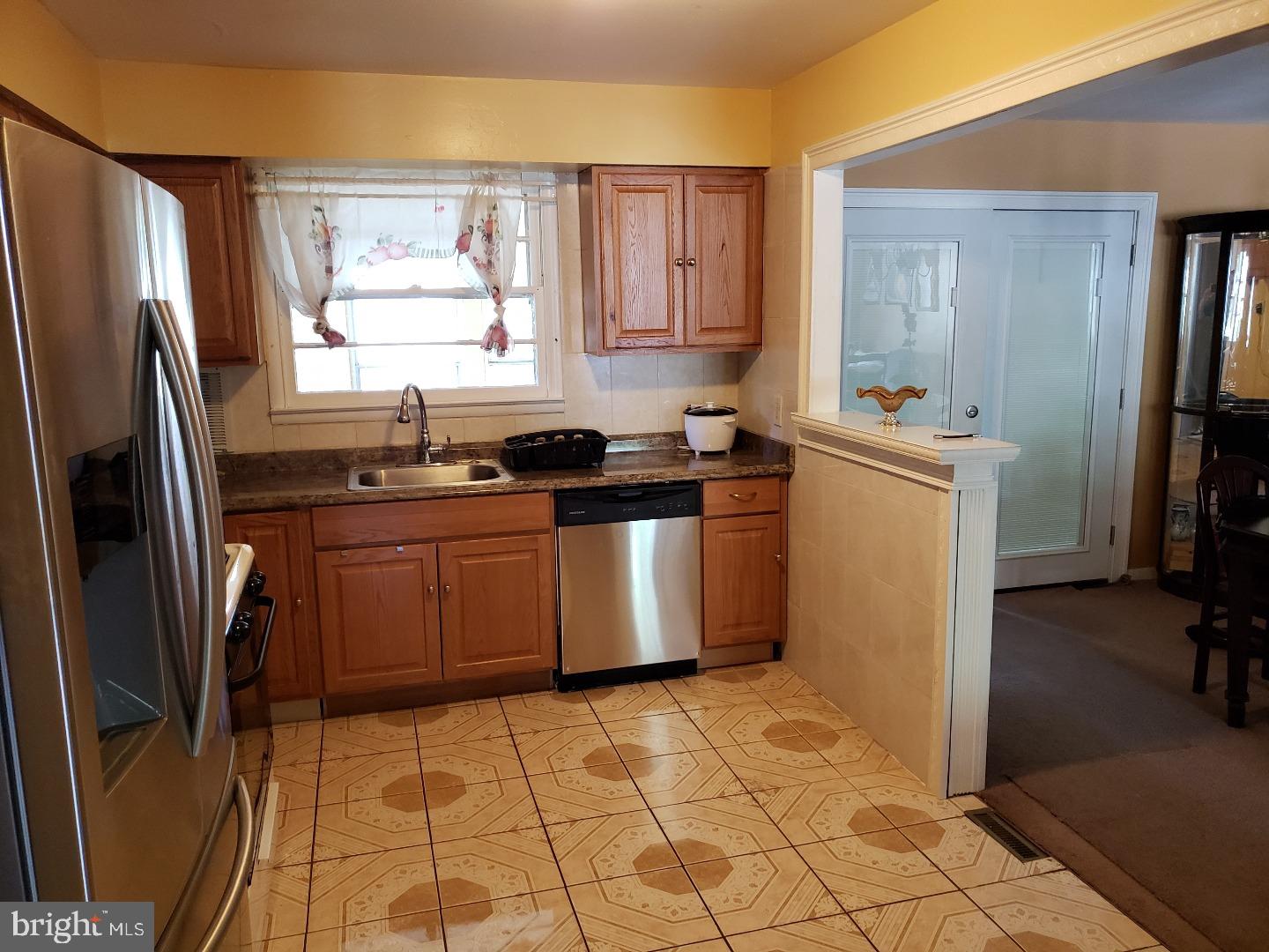 400 Cornwall Road Cherry Hill, NJ 08034 - Photo 3 of 17