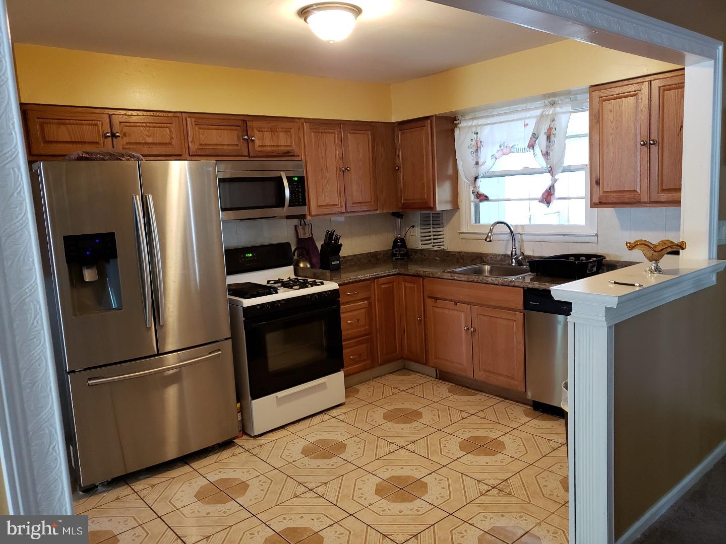 400 Cornwall Road Cherry Hill, NJ 08034 - Photo 5 of 17