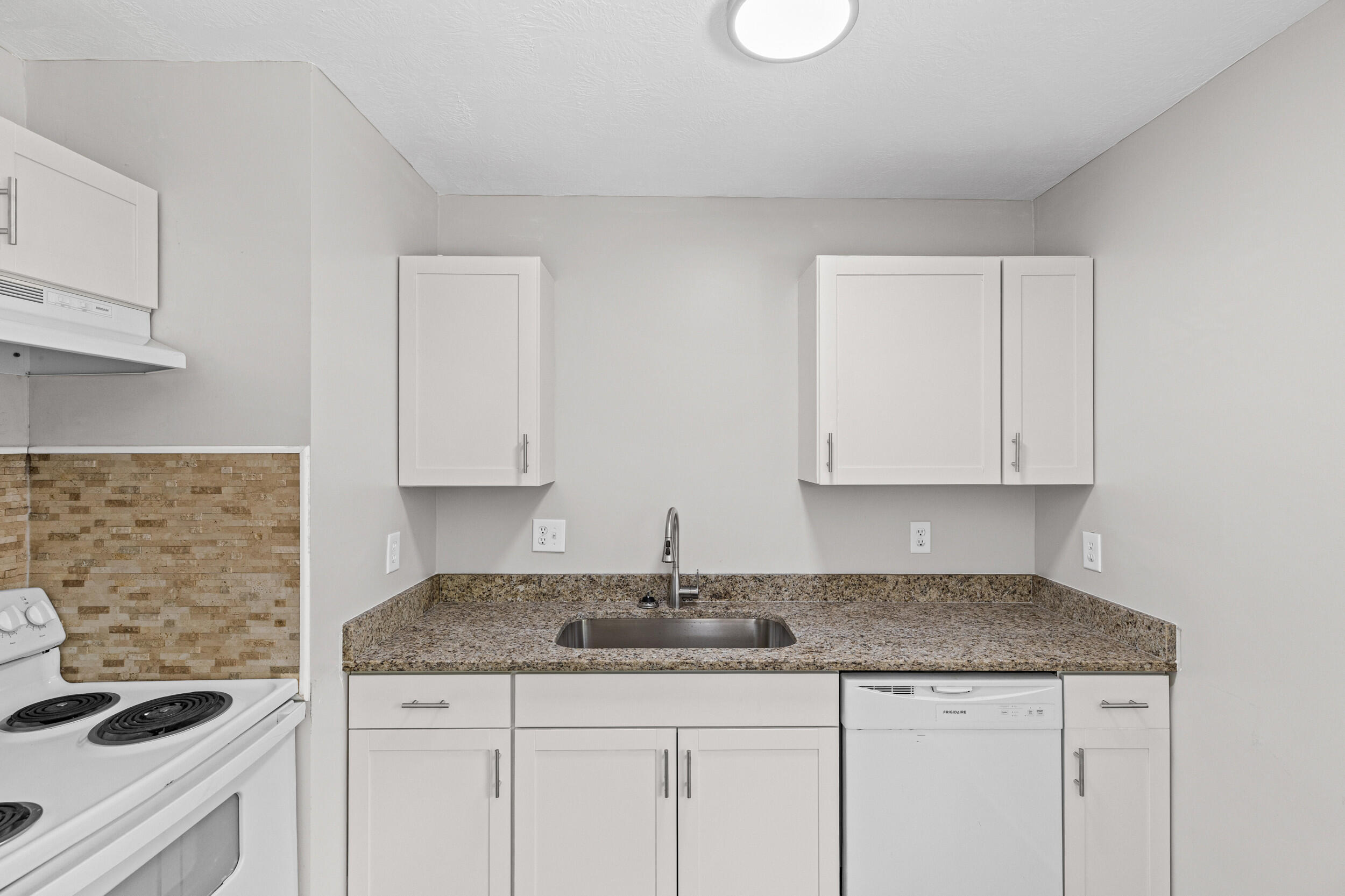 3206 Ronda Drive Augusta, GA 30906 - Photo 10 of 27 2026-04-01_3206_ronda_dr-srm-11