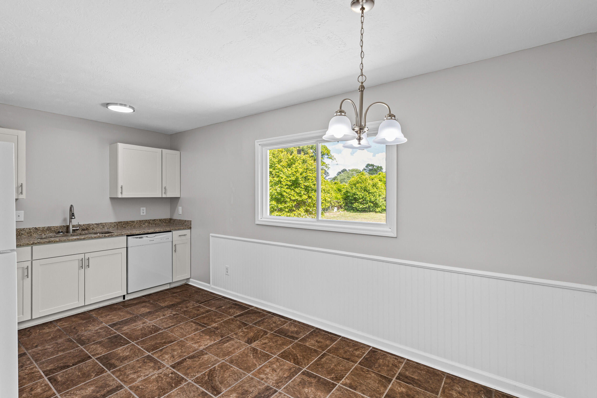 3206 Ronda Drive Augusta, GA 30906 - Photo 11 of 27 2026-04-01_3206_ronda_dr-srm-08