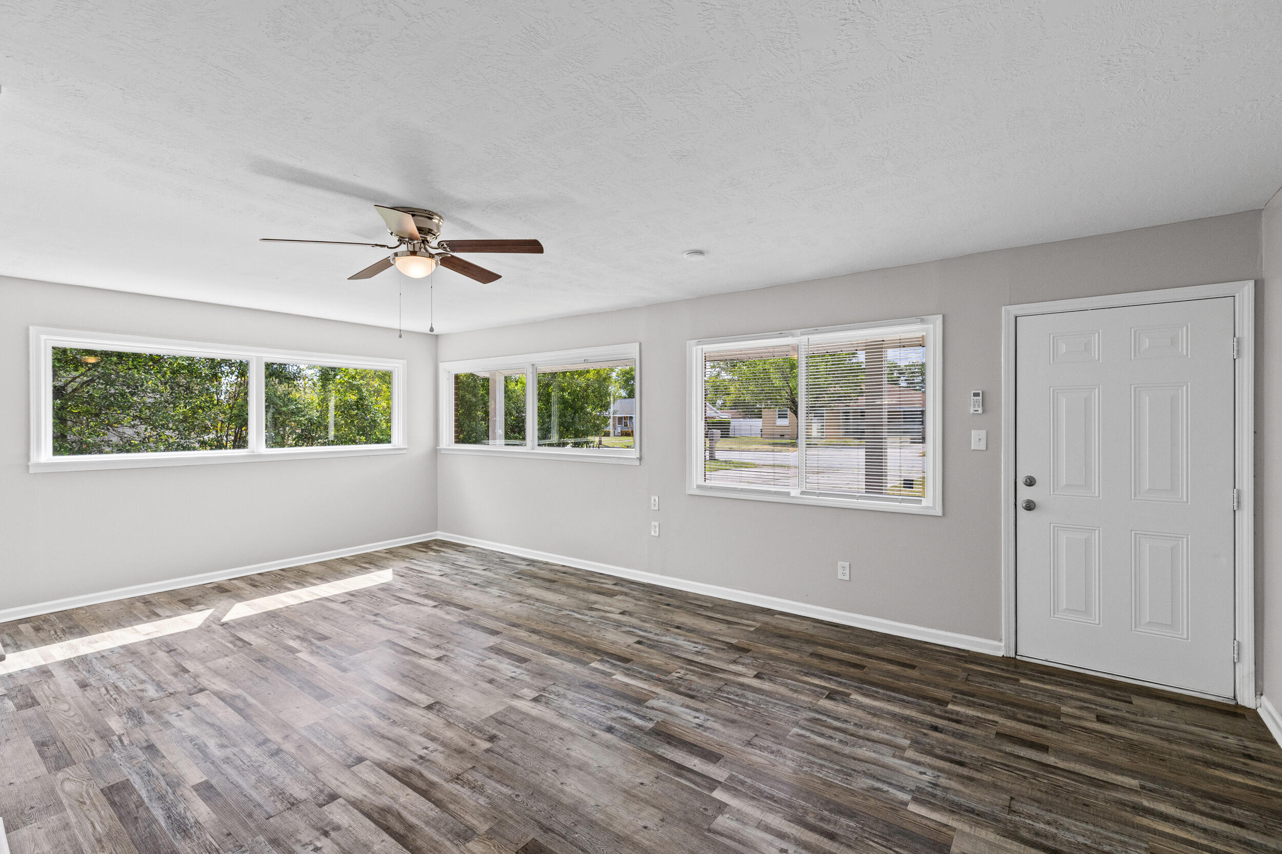 3206 Ronda Drive Augusta, GA 30906 - Photo 4 of 27 2026-04-01_3206_ronda_dr-srm-05