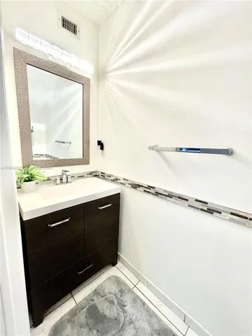 $395,000 | 9203 Fontainebleau Boulevard, Unit 113, Miami, FL 33172