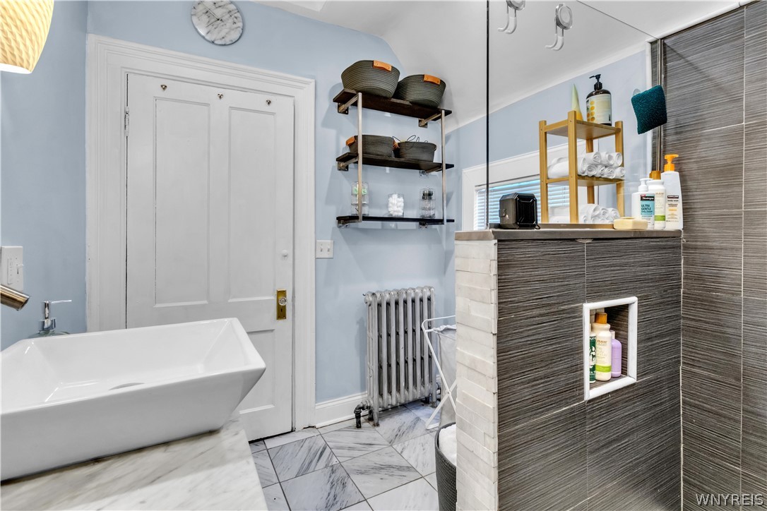 492 Connecticut Street Buffalo, NY 14213 - Photo 24 of 33 Bathroom 2 - 2nd fllor
