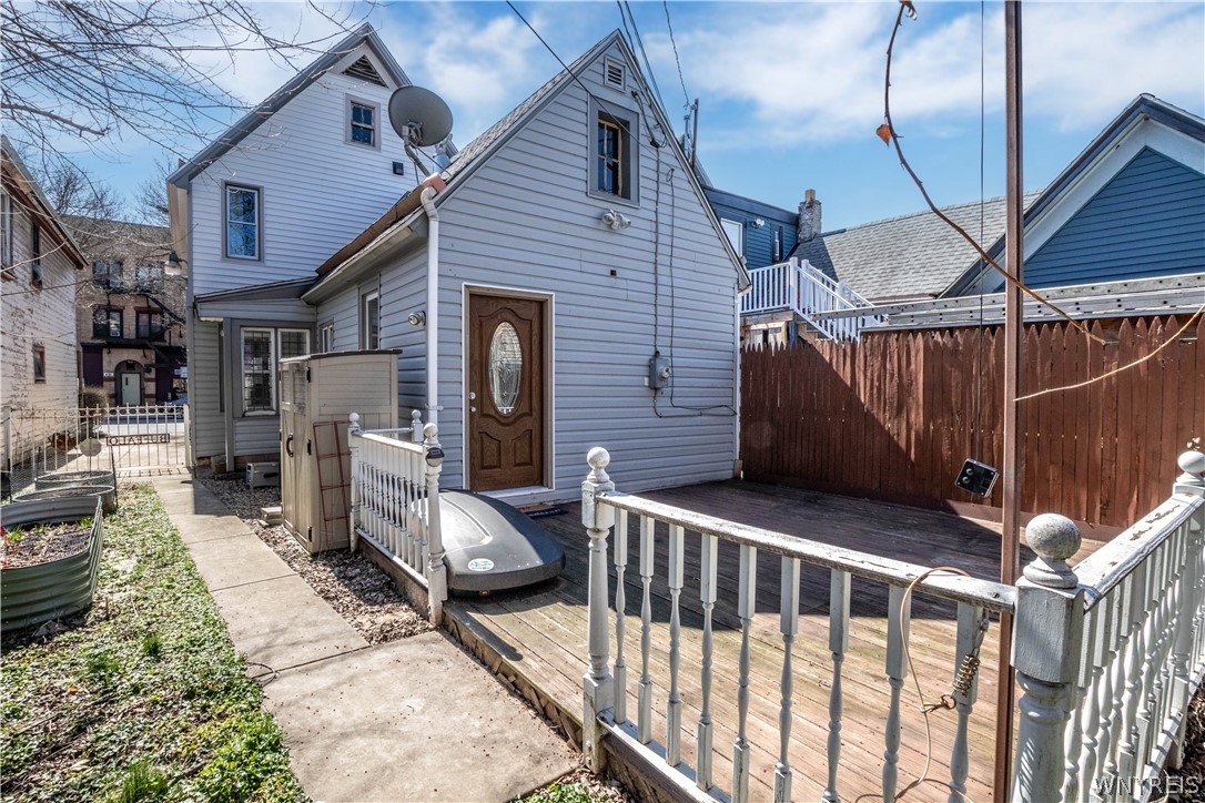 492 Connecticut Street Buffalo, NY 14213 - Photo 29 of 33 Back of the house -3