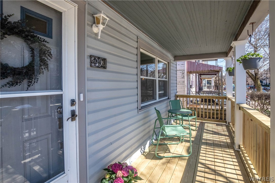 492 Connecticut Street Buffalo, NY 14213 - Photo 3 of 33 492 Connecticut Porch