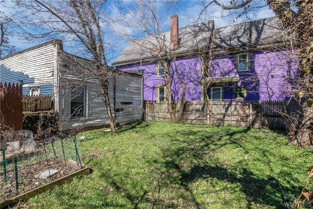 492 Connecticut Street Buffalo, NY 14213 - Photo 31 of 33 Yard