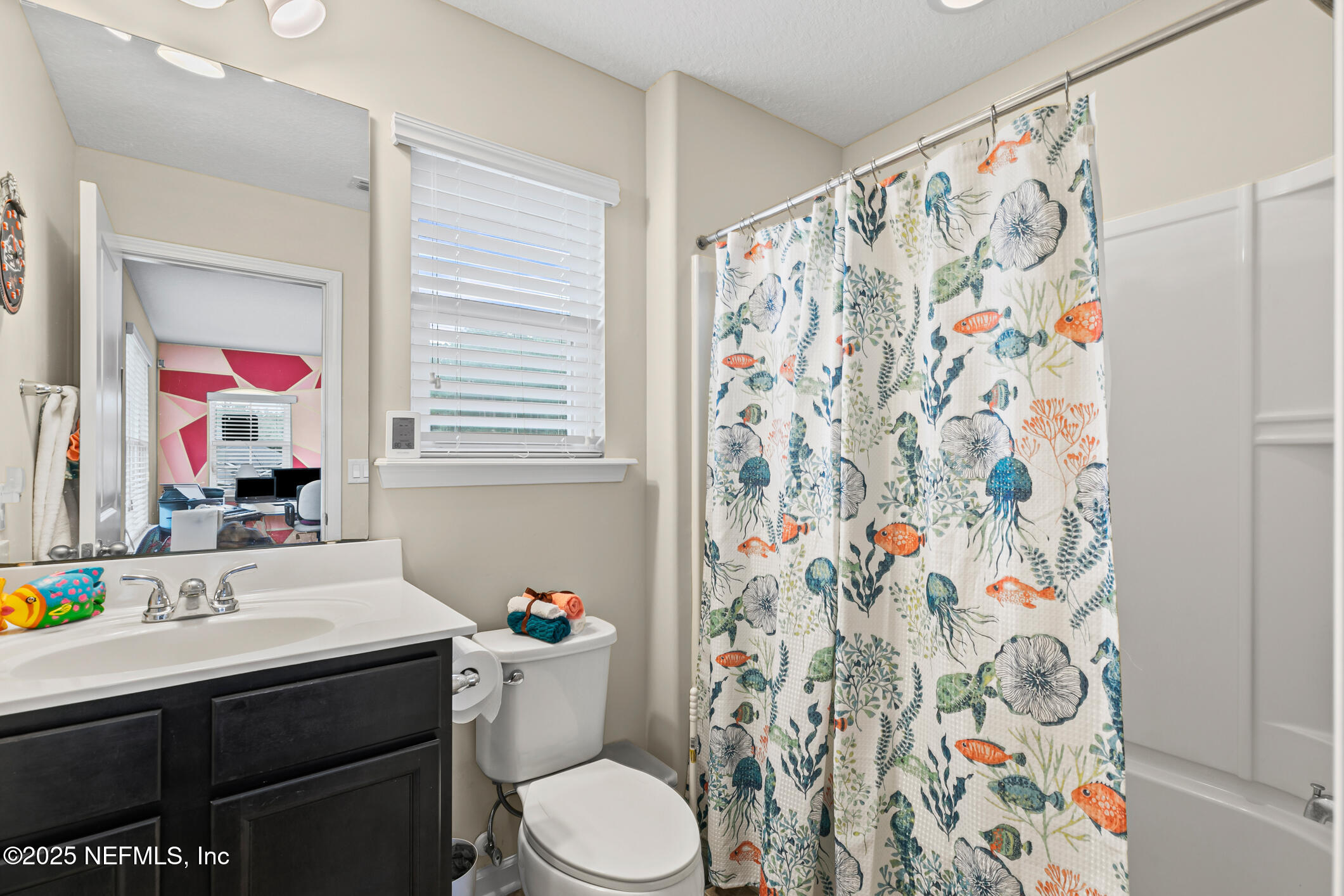200 Ellsworth Circle St. Johns, FL 32259 - Photo 39 of 48 a bathroom with a sink toilet and shower
