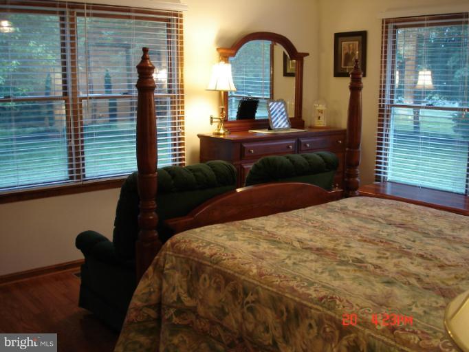 44636 Three Coves Road Hollywood, MD 20636 - Photo 6 of 16 Bedroom (Master)