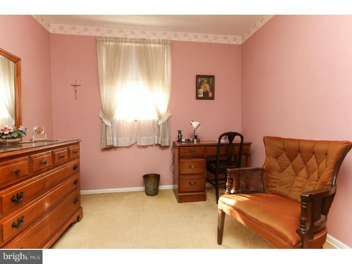 1911 Hemlock Road Flourtown, PA 19031 - Photo 15 of 25 Gallery Image 15