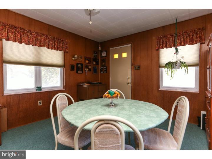 1911 Hemlock Road Flourtown, PA 19031 - Photo 10 of 25 Gallery Image 10