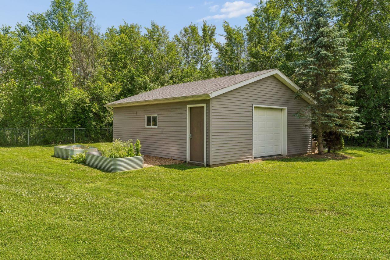 726 Brown City Road Imlay City, MI 48444 - Photo 13 of 65