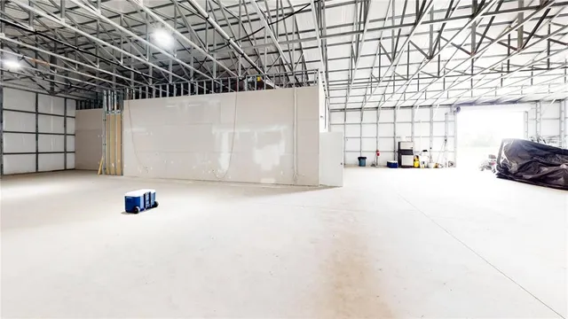 a black and white photo of a bathtub