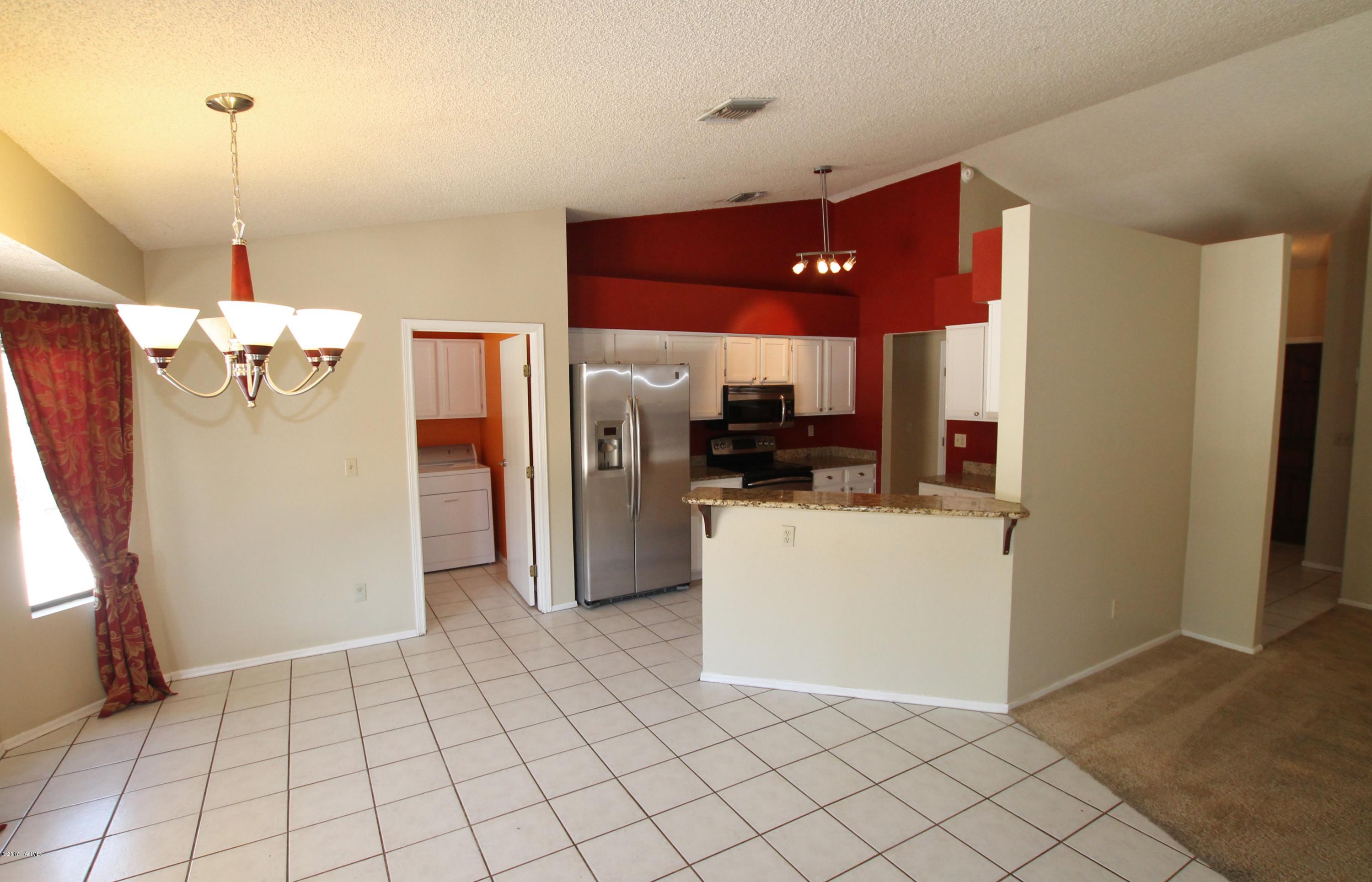 5202 West Nighthawk Way Tucson, AZ 85742 - Photo 6 of 24