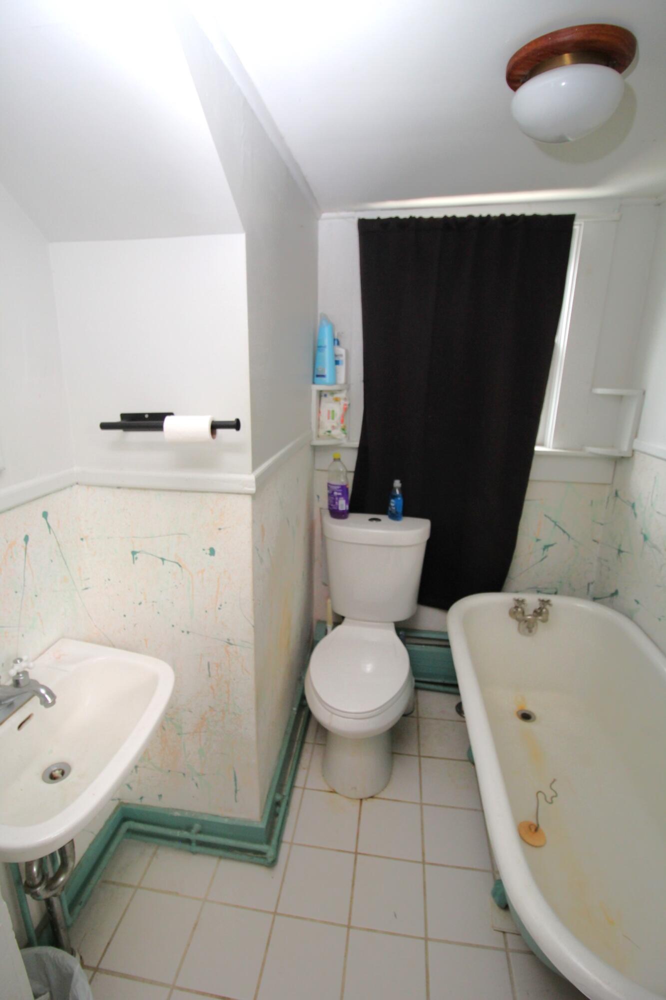 86 Pride Road Auburn, ME 04210 - Photo 30 of 47 30. 2nd Floor Bedroom Bath