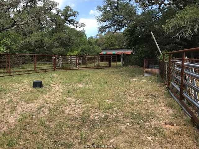 $867,750 | 6324 Highway 77, La Grange, TX 78945