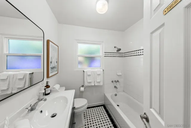 $25,000 | 4853 Ocean/law, San Diego, CA 92109